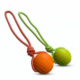 Wurfball mit Seil